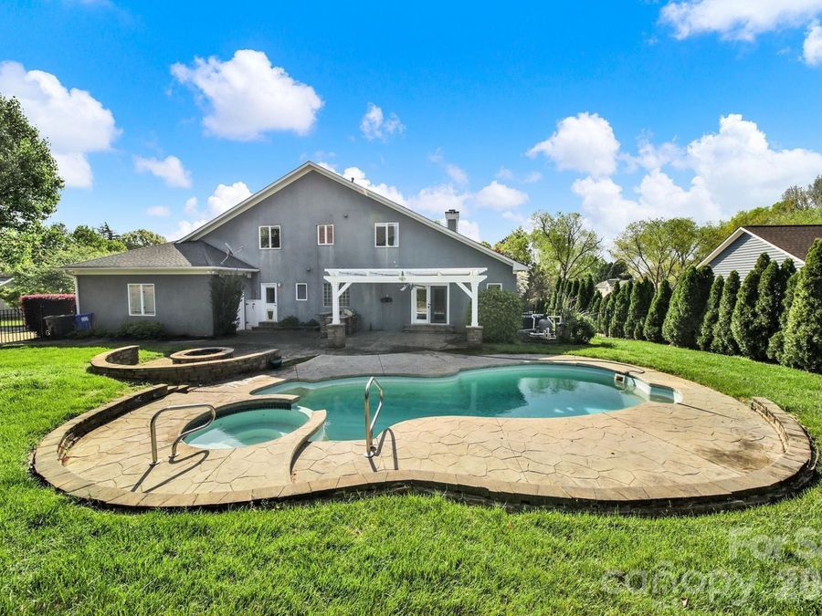 Property Image 43