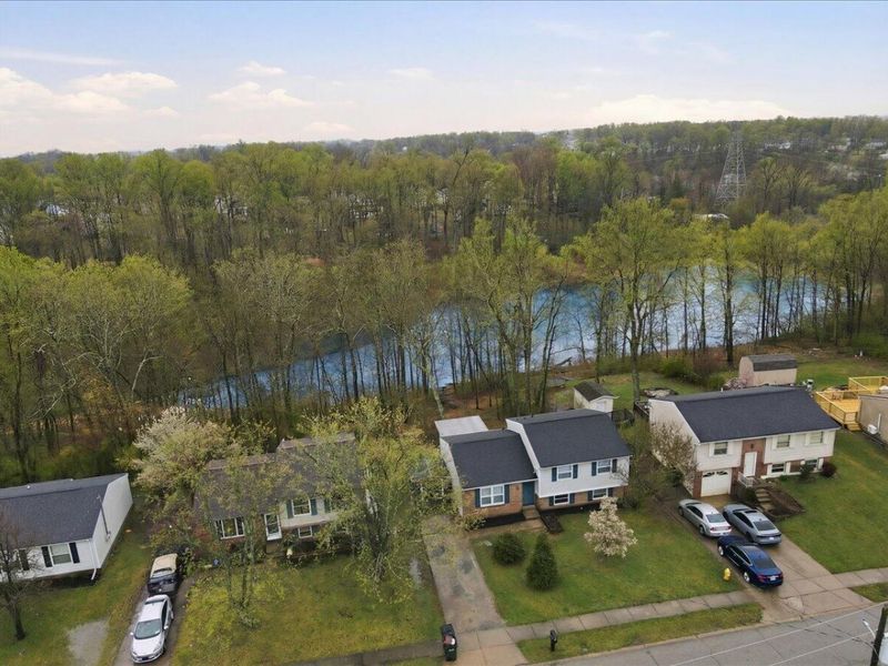 38 Waterside Way, Covington, KY 41017 Photo 3