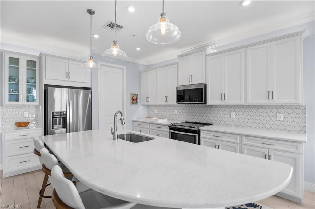 4620 Arboretum Cir, Unit 201, Naples, FL 34112 Photo