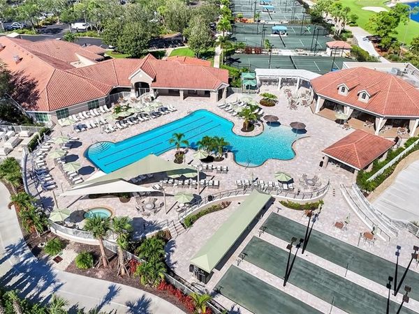 8253 Parkstone PL, Unit 206, NAPLES, FL 34120