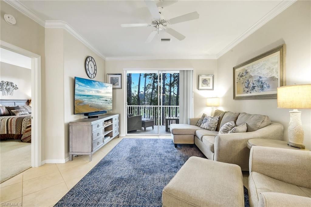 8253 Parkstone Pl, Unit 206, Naples, FL 34120 Photo
