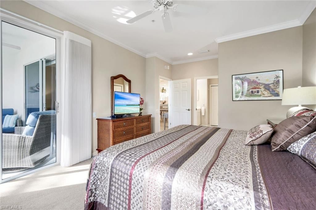 8253 Parkstone Pl, Unit 206, Naples, FL 34120 Photo