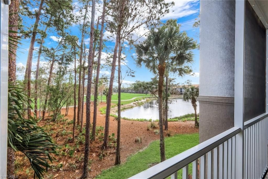8253 Parkstone Pl, Unit 206, Naples, FL 34120 Photo