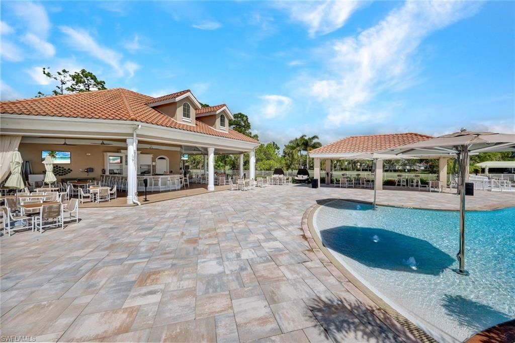 8253 Parkstone Pl, Unit 206, Naples, FL 34120 Photo