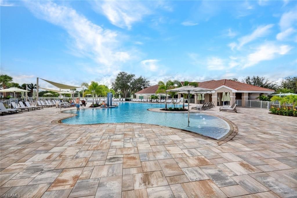 8253 Parkstone Pl, Unit 206, Naples, FL 34120 Photo