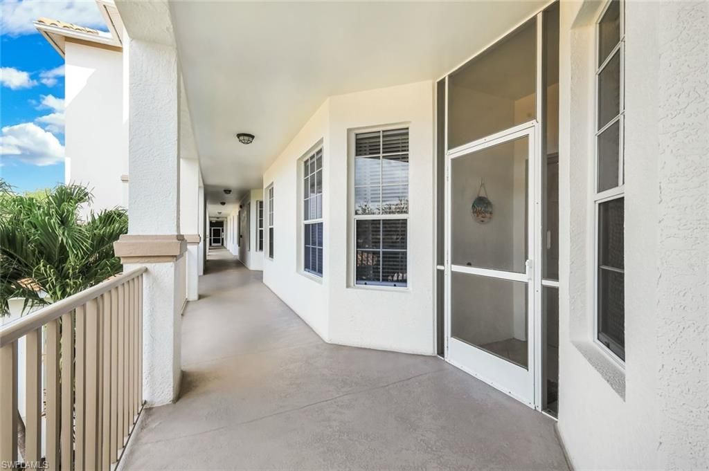 8253 Parkstone Pl, Unit 206, Naples, FL 34120 Photo