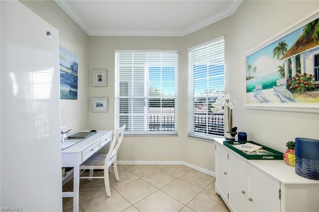 8253 Parkstone Pl, Unit 206, Naples, FL 34120 Photo