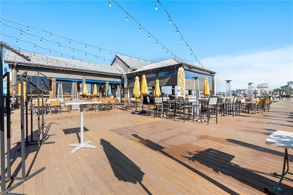 645 Old San Carlos Blvd, Fort Myers Beach, FL 33931 Photo