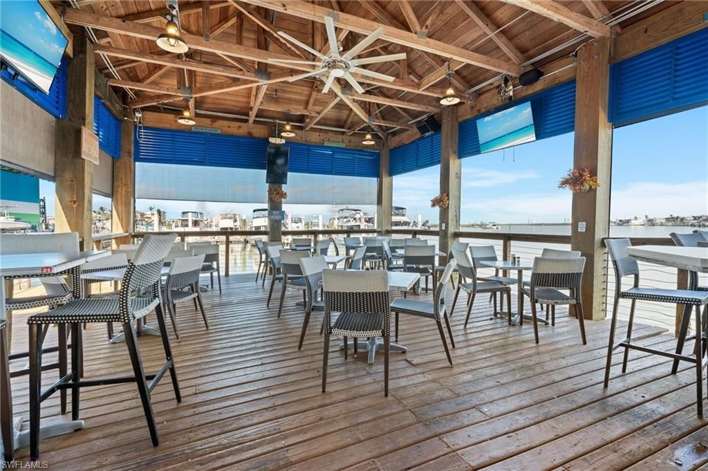 645 Old San Carlos Blvd, Fort Myers Beach, FL 33931 Photo