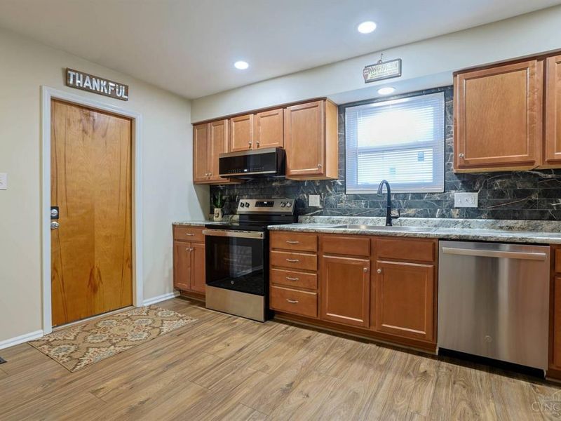 15 Old Orchard Lane, Monroe, OH 45050 Photo 10