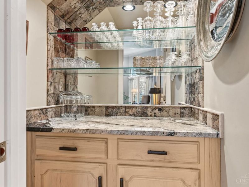 825 Lincoln Woods Court, Kettering, OH 45429 Photo 6