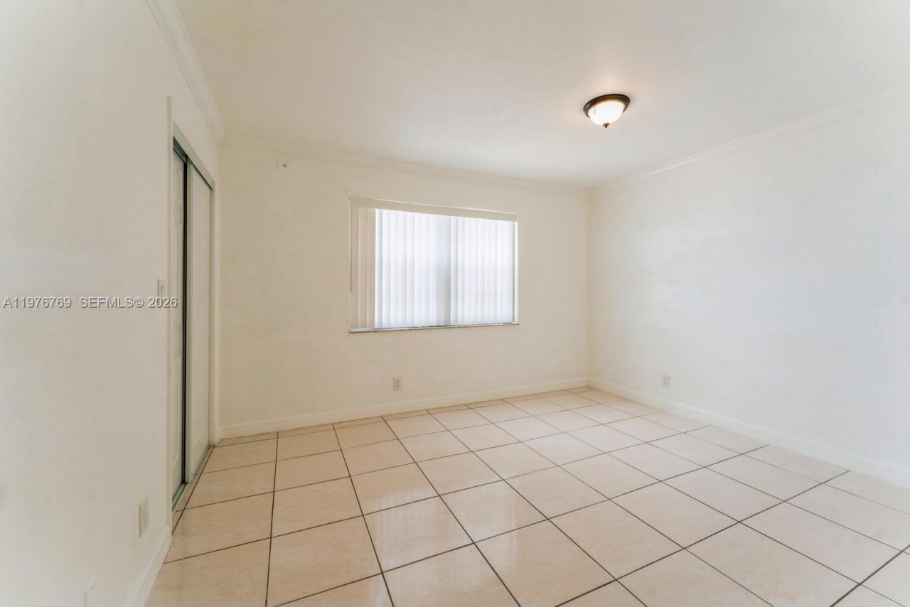 11005 SW 1st St, Unit 203, Sweetwater, FL 33174 Photo