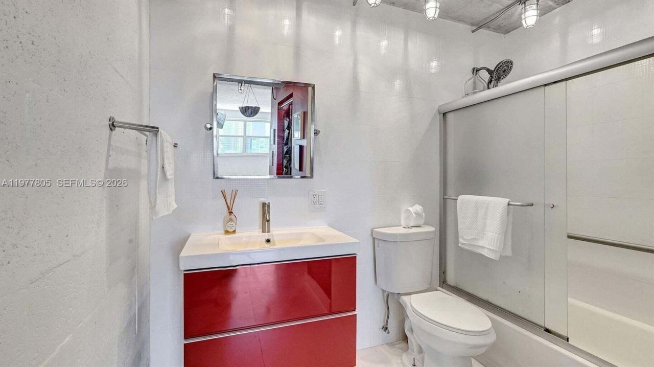 111 Golden Isles Dr , Unit G2, Hallandale Beach, FL 33009 Photo