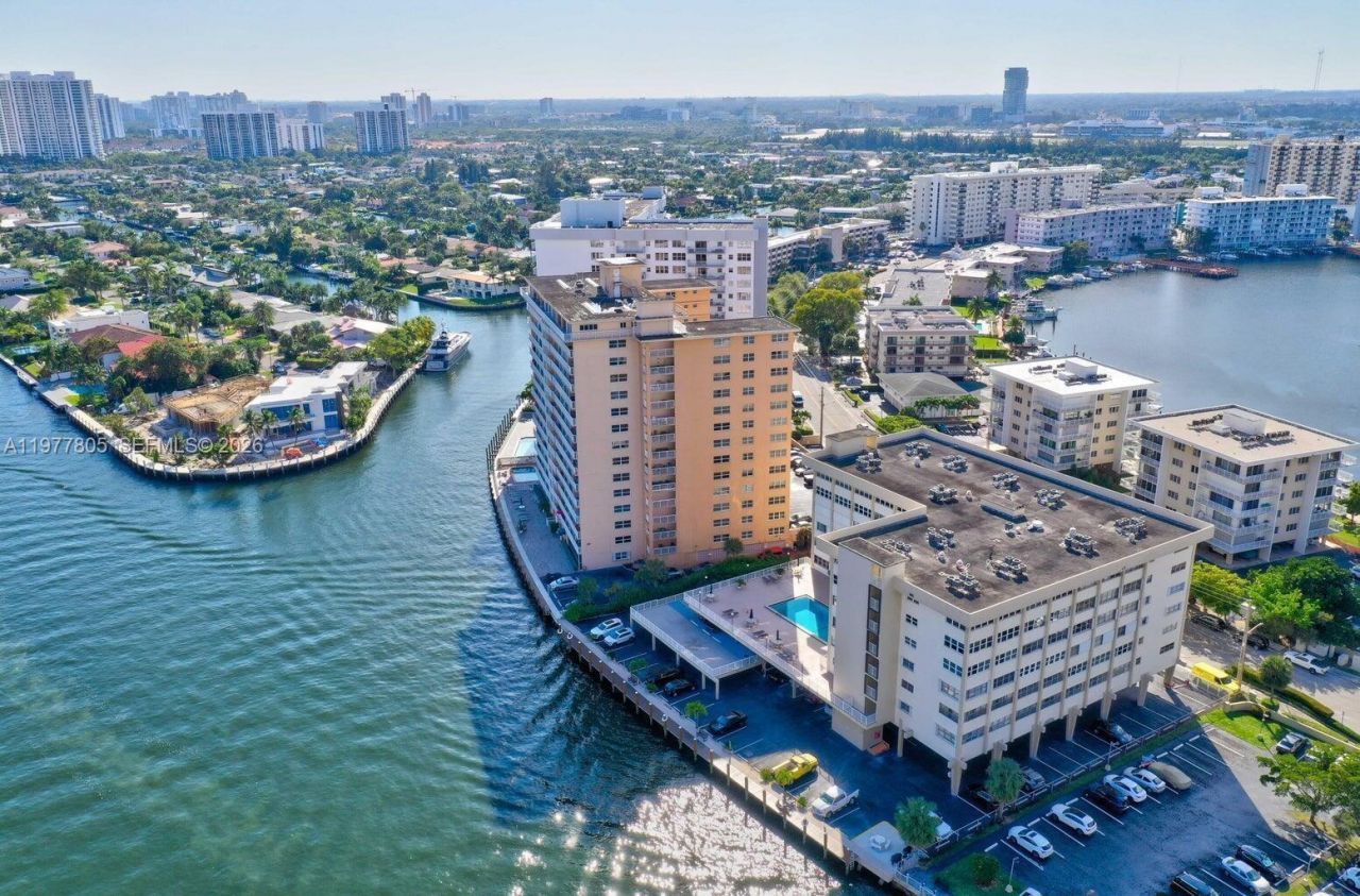 111 Golden Isles Dr , Unit G2, Hallandale Beach, FL 33009 Photo