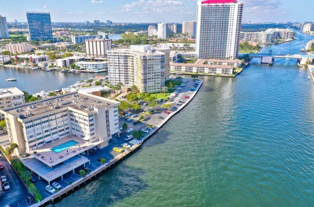 111 Golden Isles Dr , Unit G2, Hallandale Beach, FL 33009 Photo