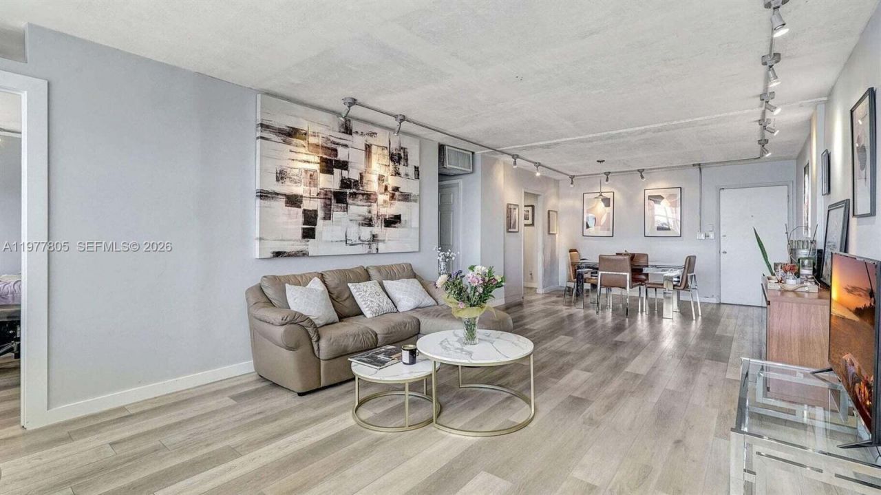 111 Golden Isles Dr , Unit G2, Hallandale Beach, FL 33009 Photo