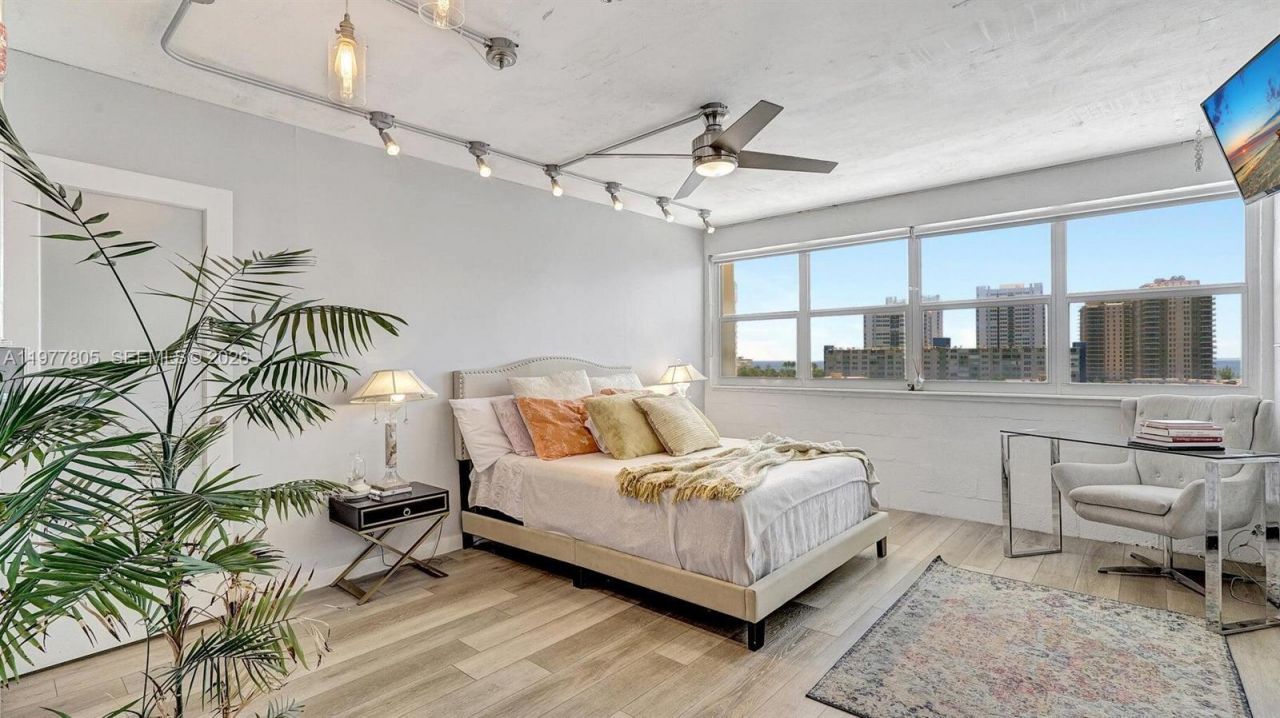 111 Golden Isles Dr , Unit G2, Hallandale Beach, FL 33009 Photo