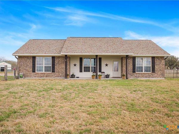 1032 Levi Sloan Road , Victoria, TX 77904