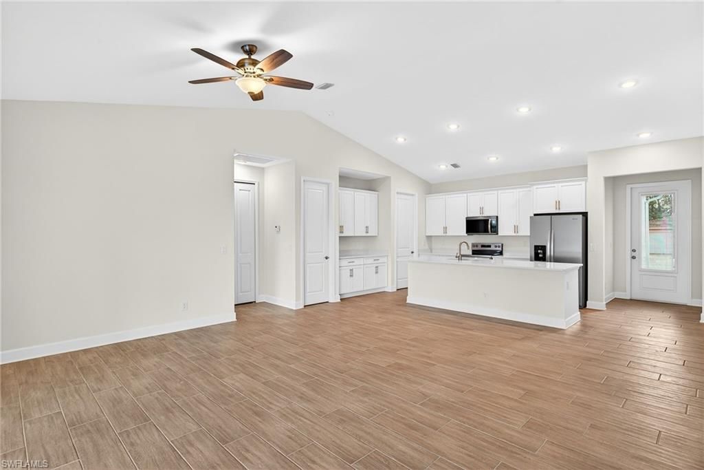 303 SE 1st Pl, Cape Coral, FL 33990 Photo