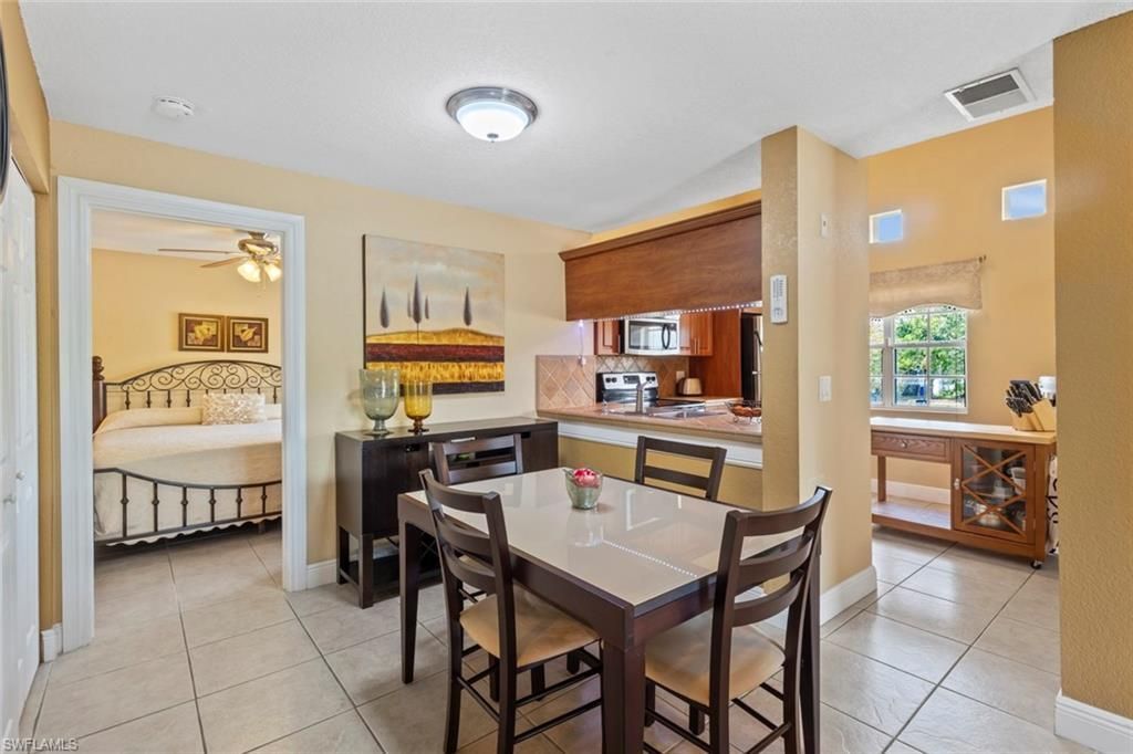 3405 Winkler Ave, Unit 204, Fort Myers, FL 33916 Photo