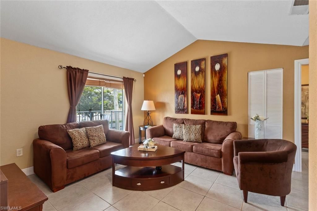 3405 Winkler Ave, Unit 204, Fort Myers, FL 33916 Photo