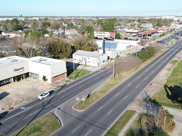 2819 Jefferson Hwy, Jefferson, LA 70121