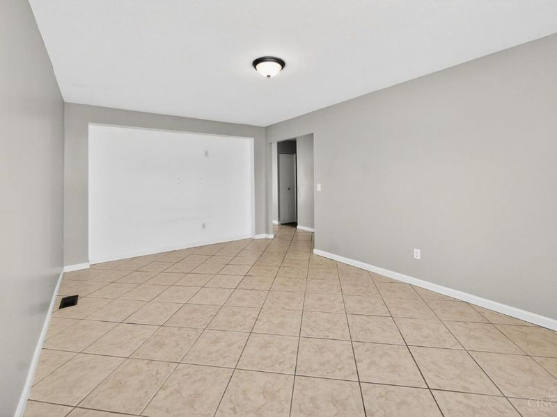 11839 Hamlet Road, Forest Park, OH 45240 Photo 14