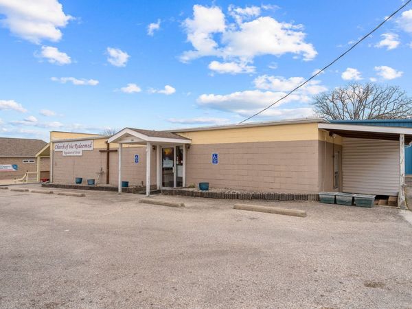 210 Shadowrock Drive, Forsyth, MO 65653