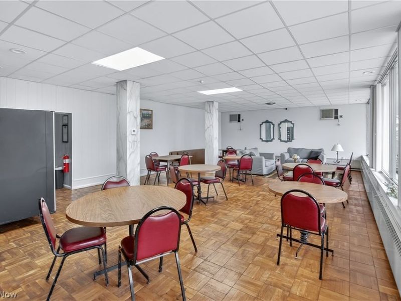 1480 Warren Road, Unit 708, Lakewood, OH 44107 Photo 21