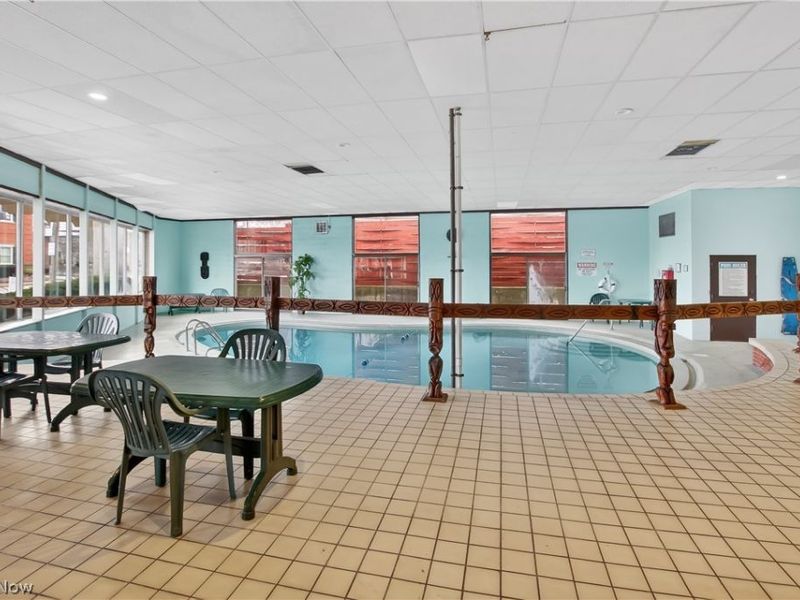 1480 Warren Road, Unit 708, Lakewood, OH 44107 Photo 24