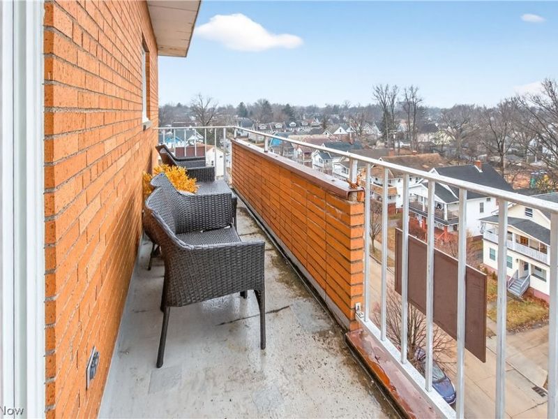 1480 Warren Road, Unit 708, Lakewood, OH 44107 Photo 5