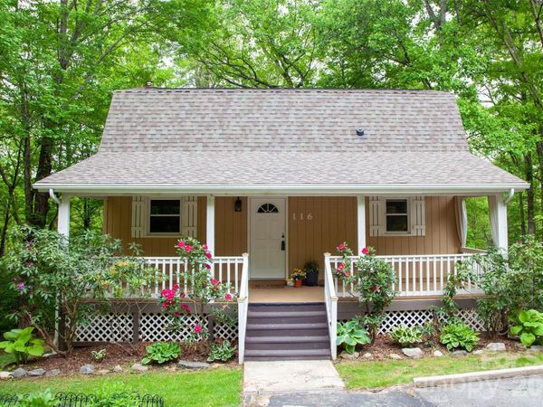 116 Vehorn Road, Fairview, NC 28730