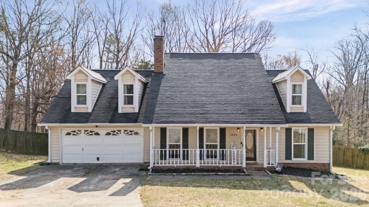2404 Wildburne Court, Charlotte, NC 28262 Main Photo