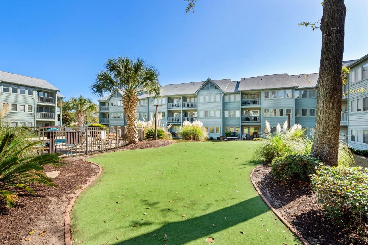 5905 South Kings Hwy.  Photo 37