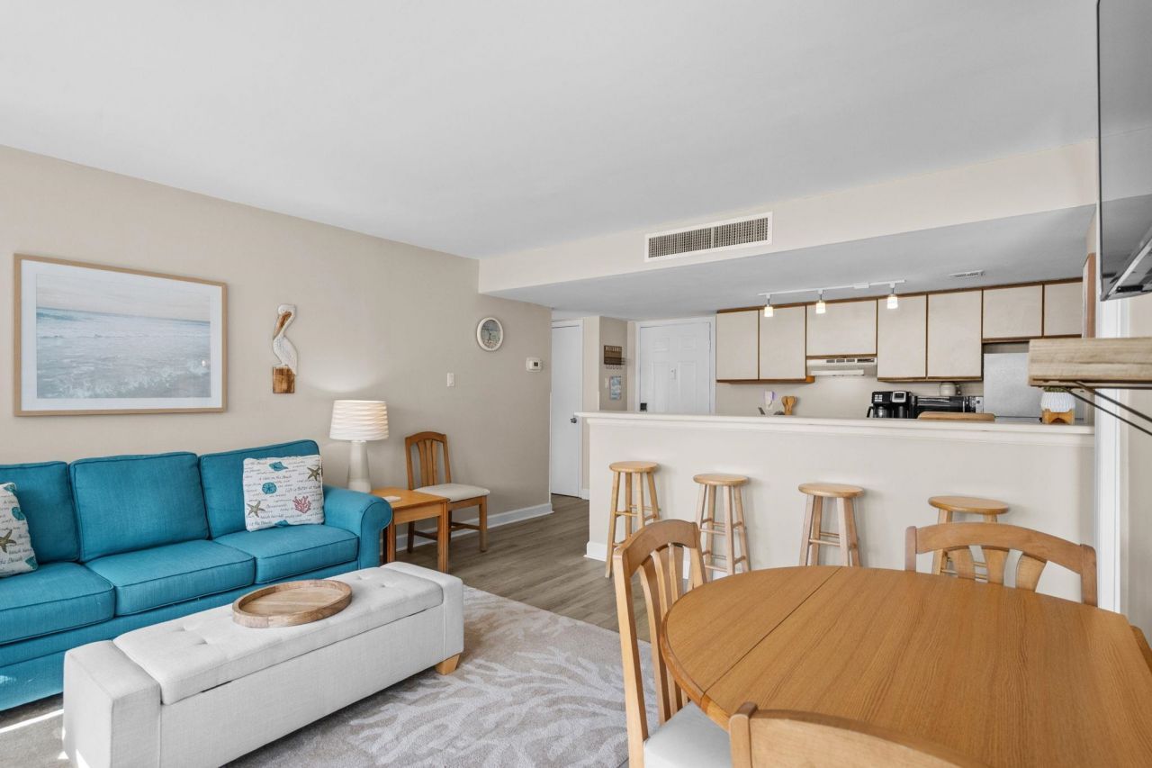 5905 South Kings Hwy.  Photo 9