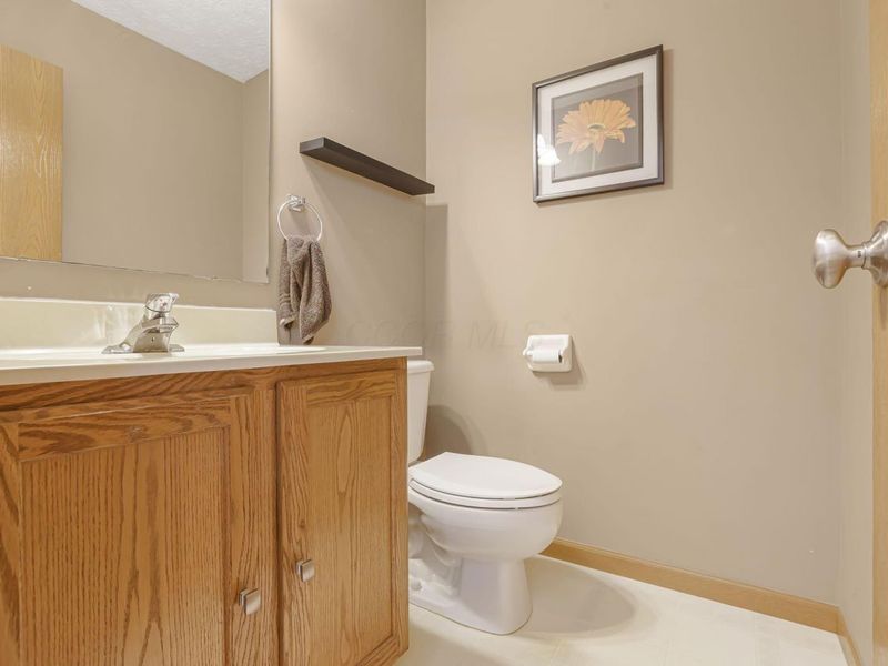 9190 Prestwick Green Drive, Columbus, OH 43240 Photo 20