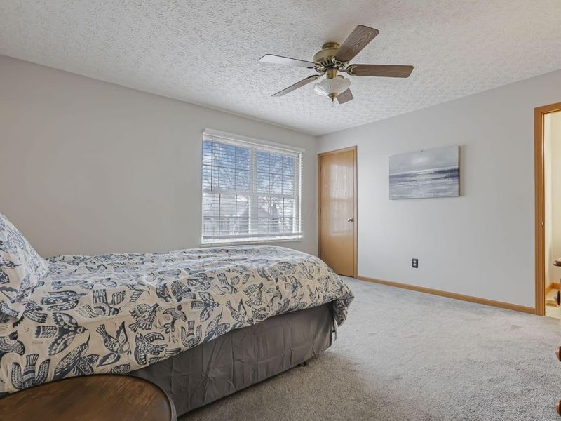 9190 Prestwick Green Drive, Columbus, OH 43240 Photo 23