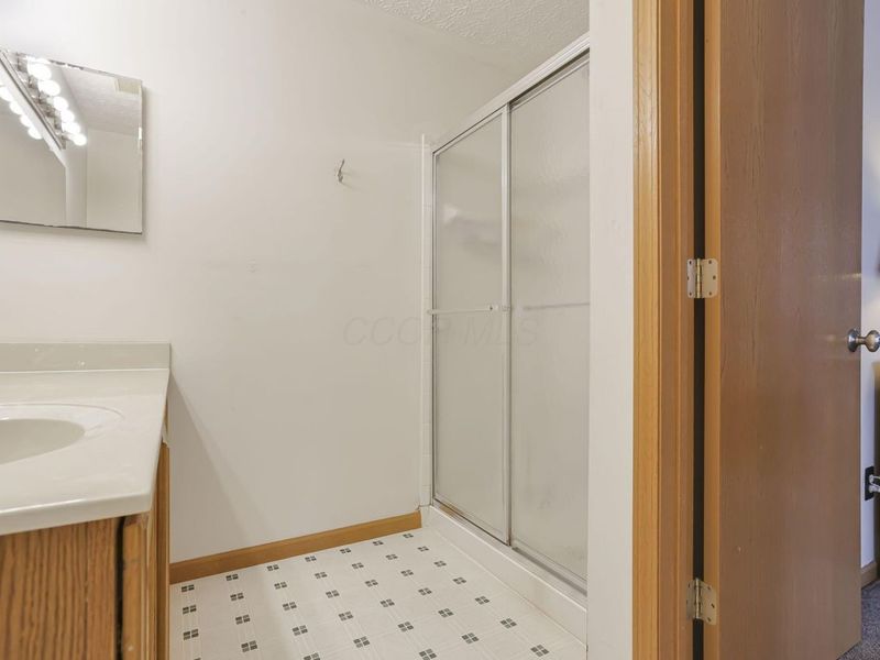 9190 Prestwick Green Drive, Columbus, OH 43240 Photo 26