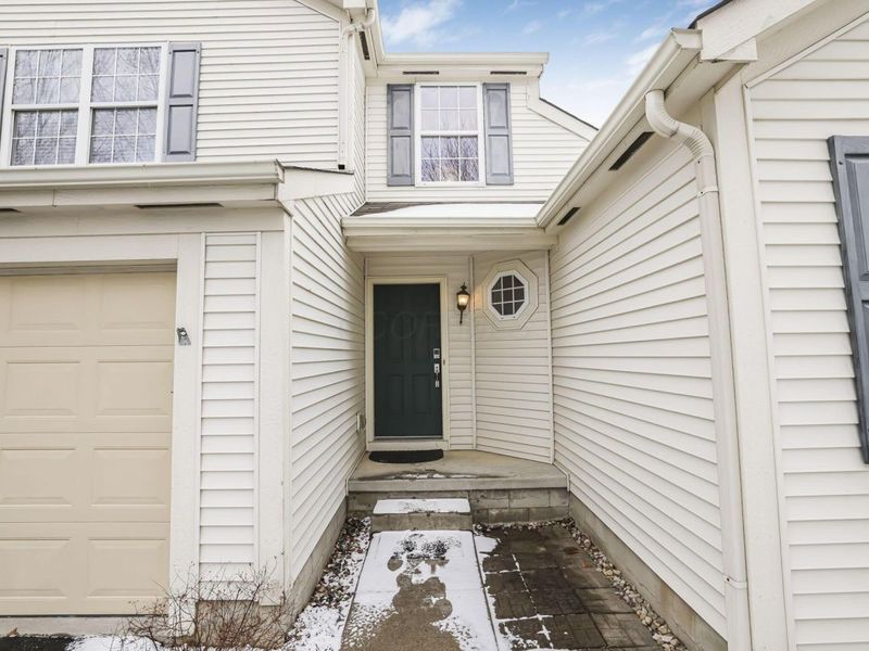 9190 Prestwick Green Drive, Columbus, OH 43240 Photo 5