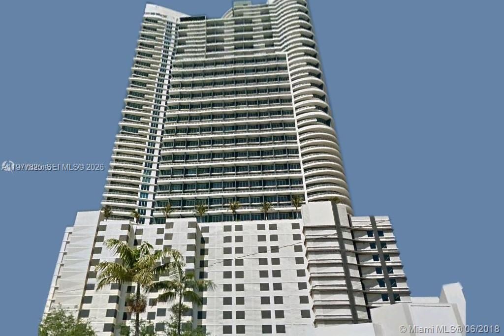 60 SW 13th St, Unit 2215, Miami, FL 33130 Photo