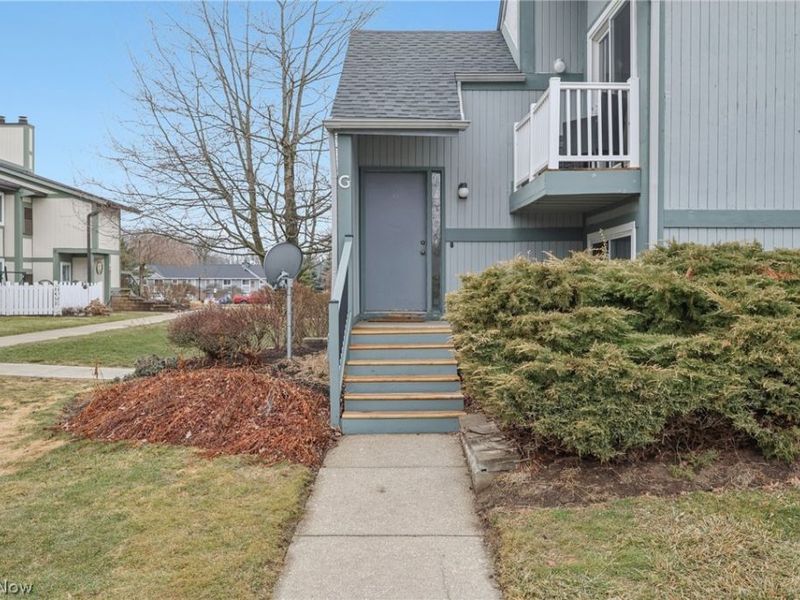 9024 Portage Pointe Drive, Unit G, Streetsboro, OH 44241 Photo 2
