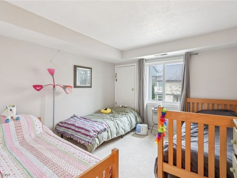 9024 Portage Pointe Drive, Unit G, Streetsboro, OH 44241 Photo 21