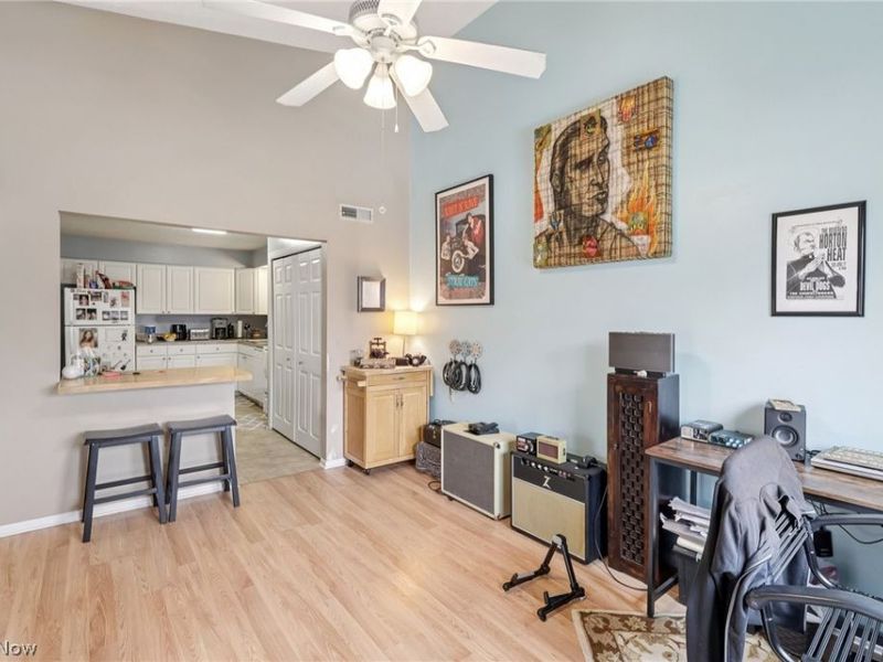 9024 Portage Pointe Drive, Unit G, Streetsboro, OH 44241 Photo 8