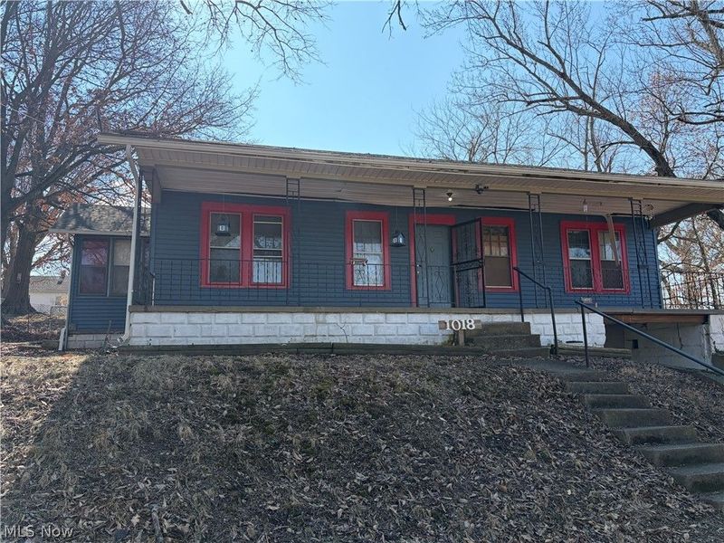 1018 Pershing Road, Zanesville, OH 43701 Photo 1