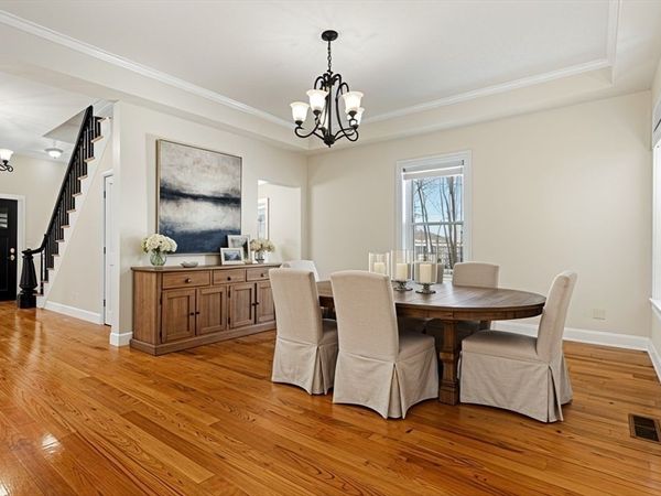 28 Mercer Rd, Needham, MA 02494