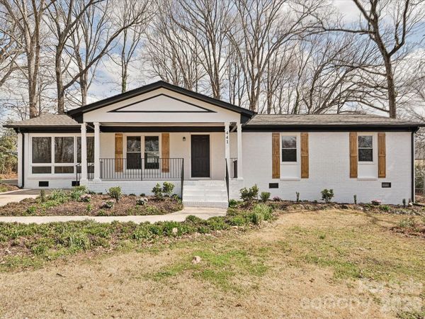 441 Holly Circle, Mount Holly, NC 28120