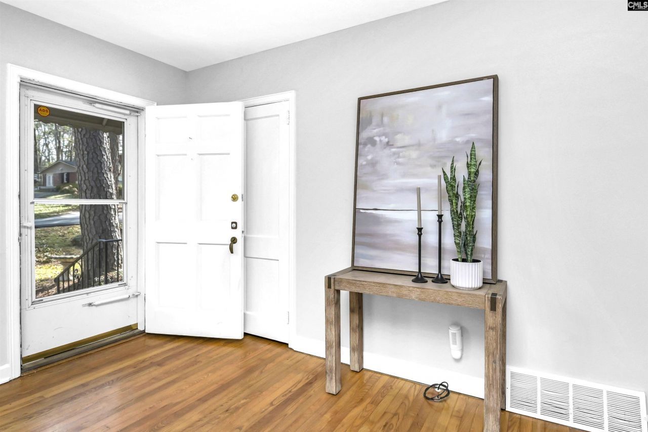 3443 Earlewood Drive Photo 8