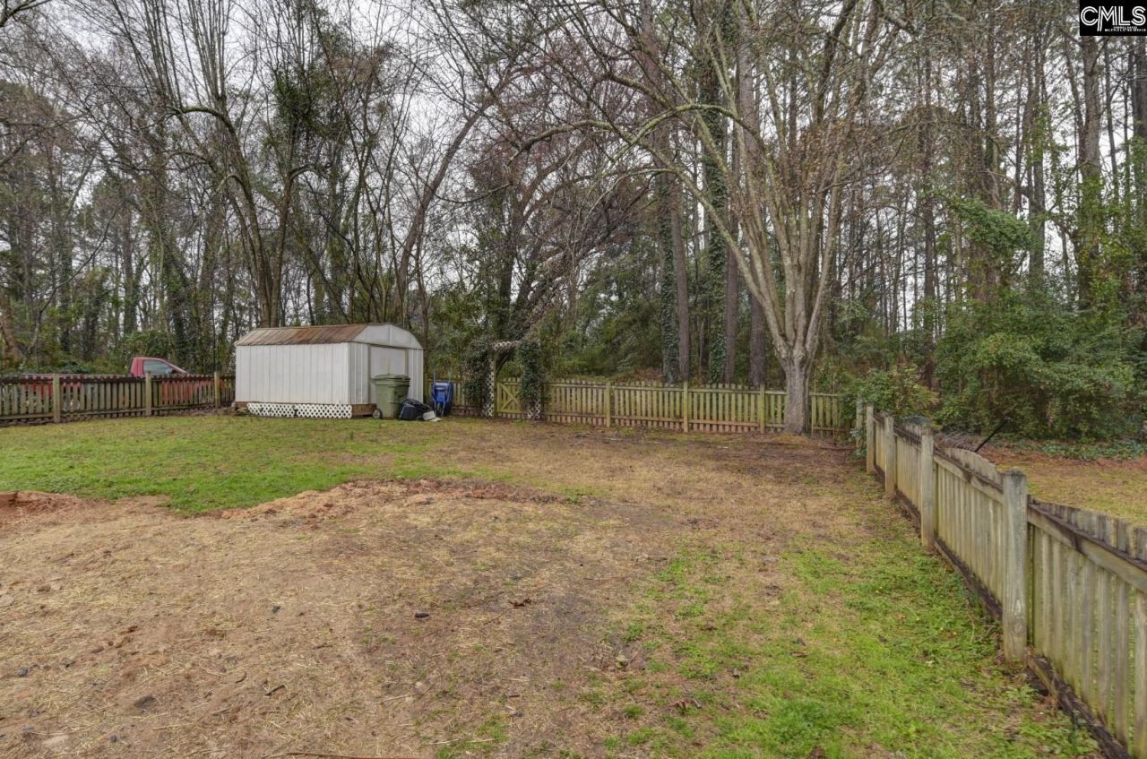 133 Armanda Road  Photo 6