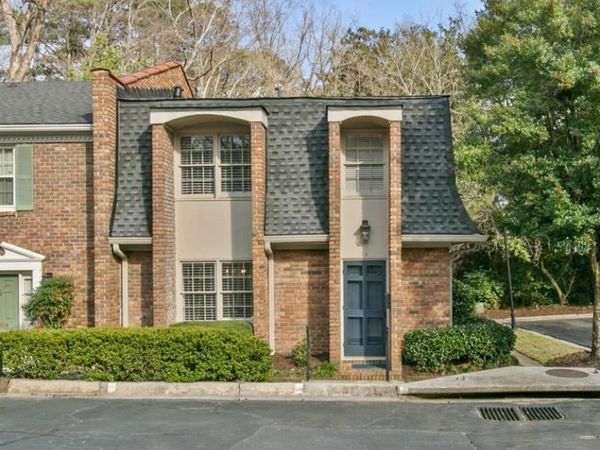 70 Old Ivy Road NE, Unit 54, Atlanta, GA 30342
