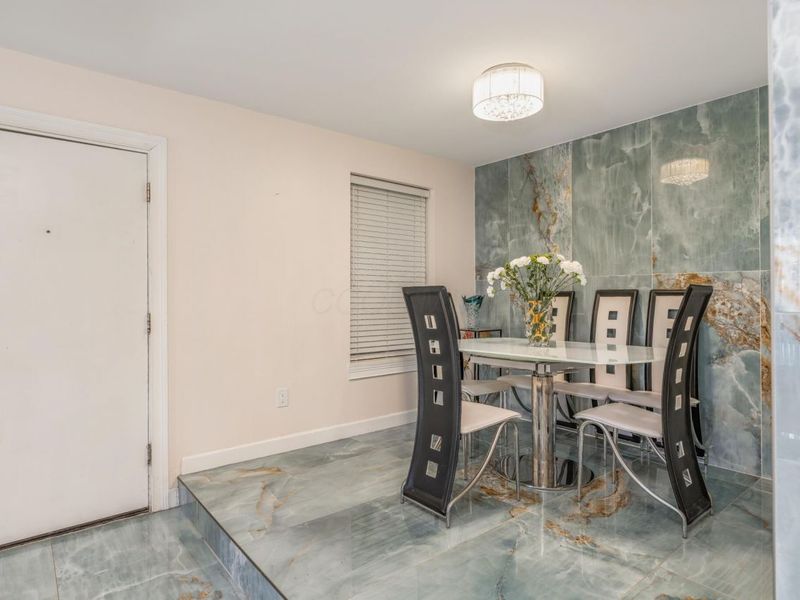 1407 Lake Shore Drive, Unit 139, Columbus, OH 43204 Photo 14